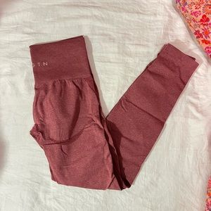 NVGTN Contour Legging